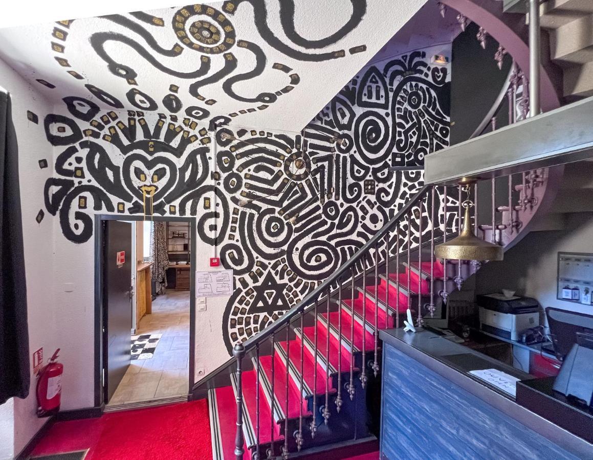 Le B Bed & Breakfast Belves Luaran gambar